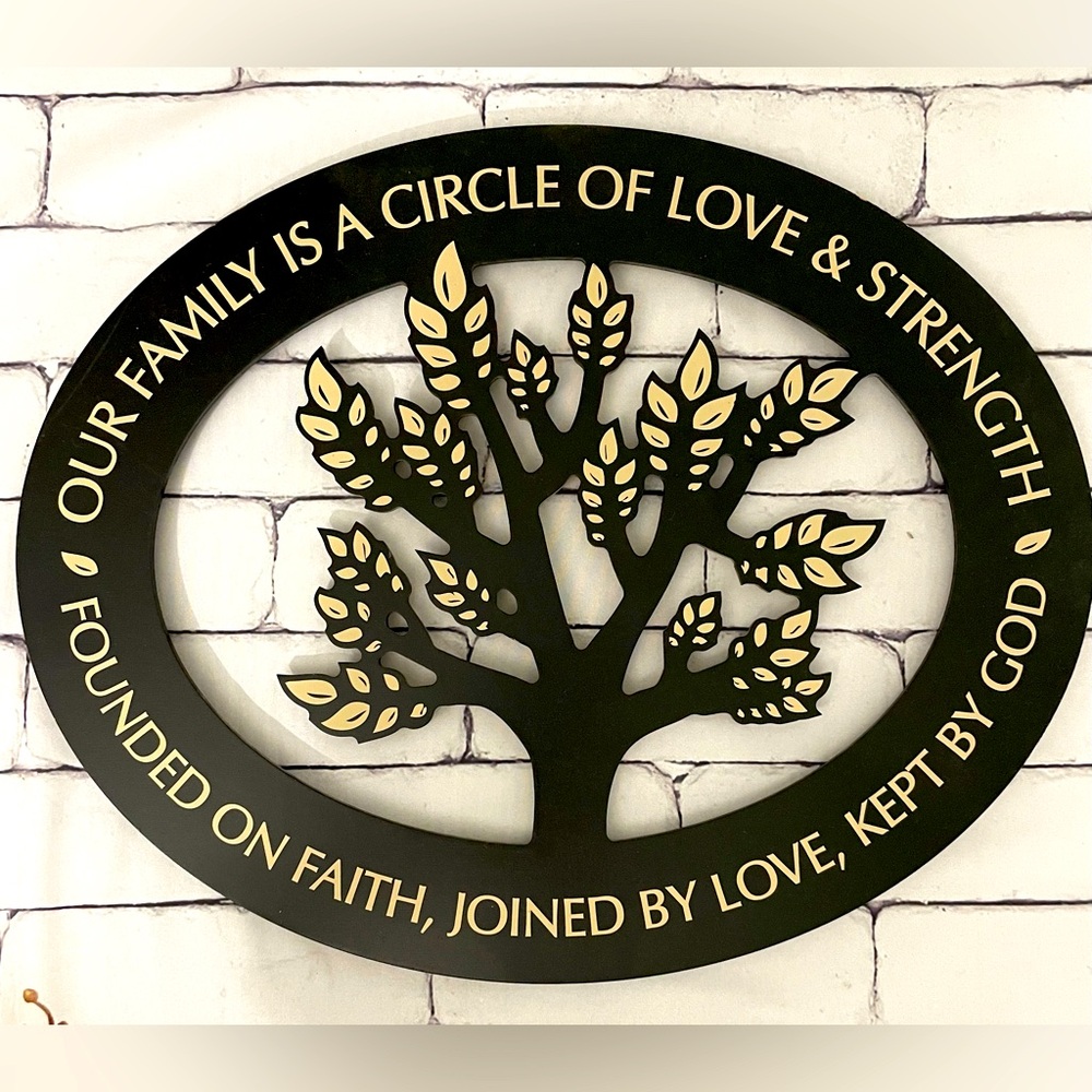 Family tree wall decor.